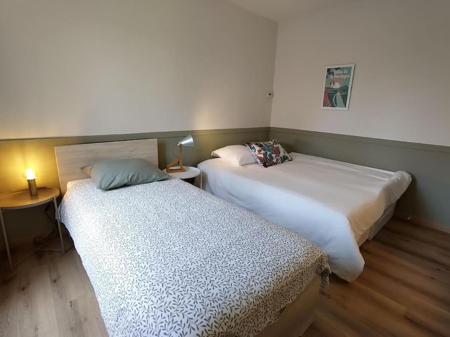 Grand Appartement Avec Jardin Bretenoux Экстерьер фото